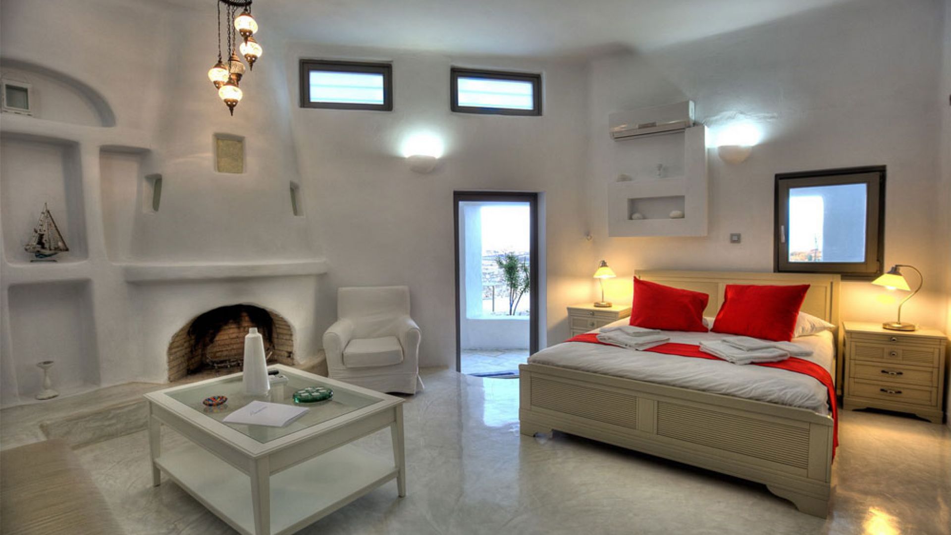 Majestic Naoussa Hill Executive Suite 90 sq.m