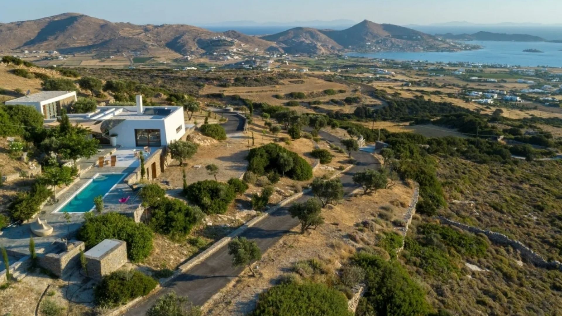 Villa Mystique