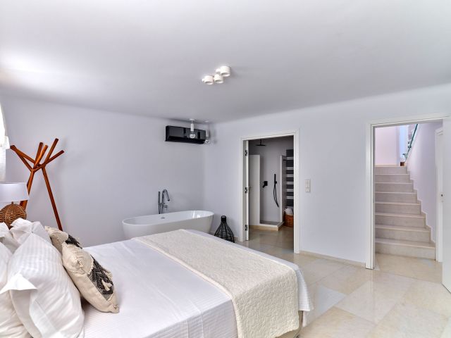 Villa 2