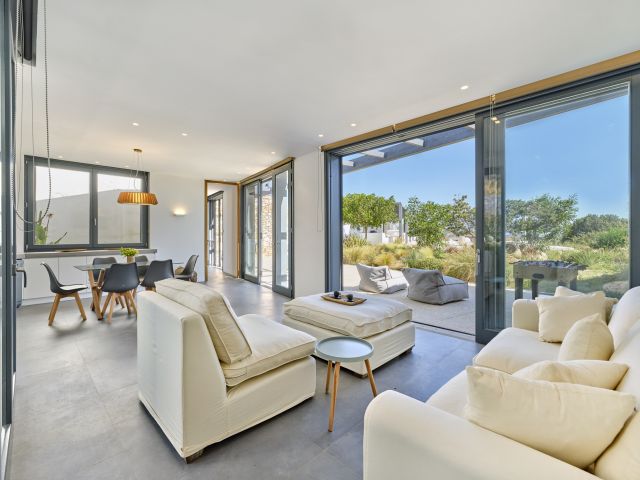 Living room in House 2