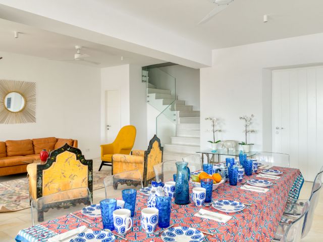Living and dining area Villa Amethyst 2