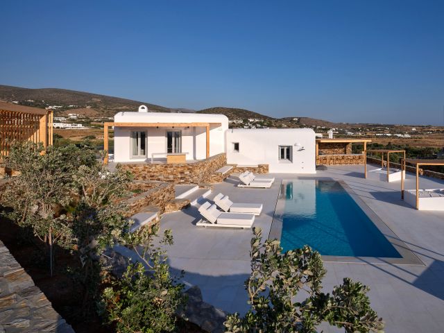 Villa 2