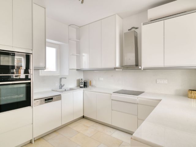Kitchen Villa Amethyst 2
