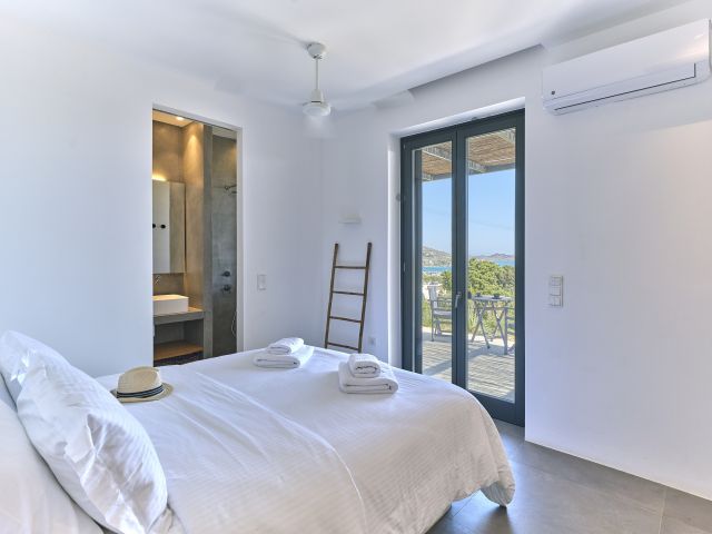 Second bedroom in House 2