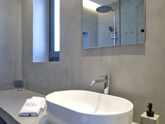 Second bathroom in House 1