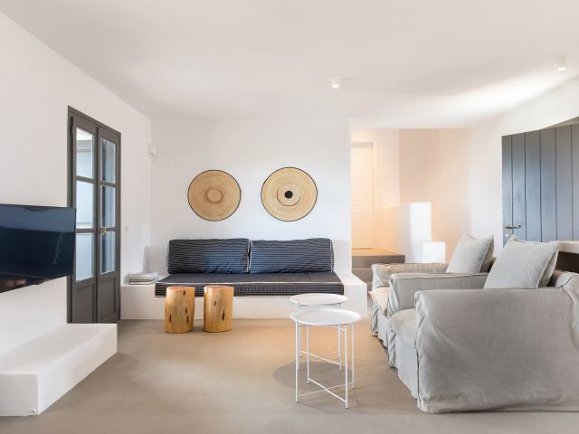 Indicative indoor photo for a 4 br villa