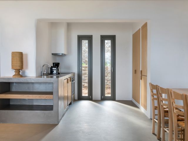Indicative indoor photo for a 4 br villa