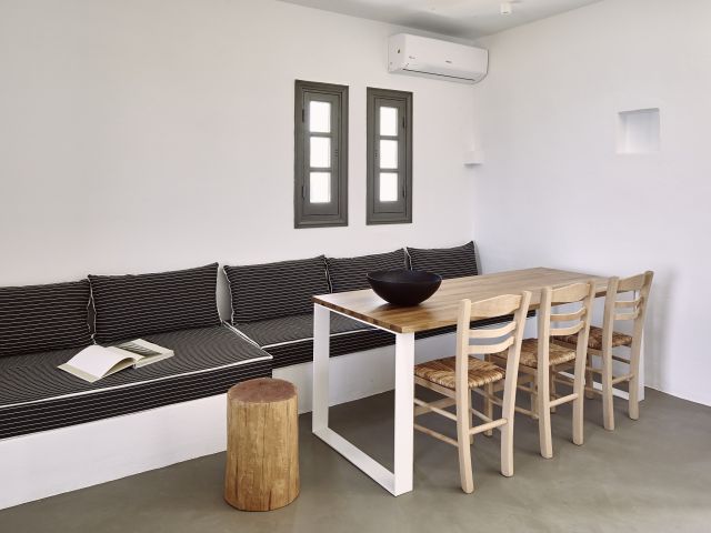 Indicative indoor photo for a 4 br villa